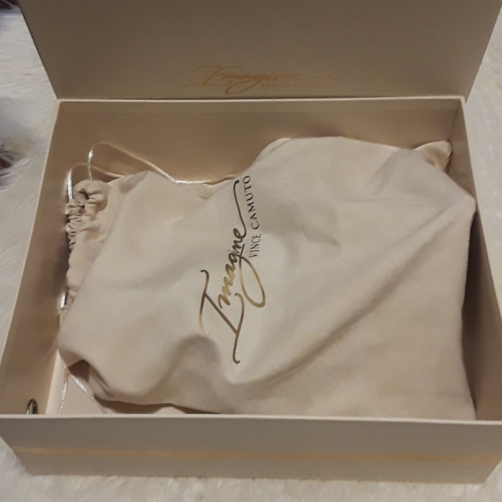 Vince Camuto Gian Strappy Heels - Picture 4 of 8